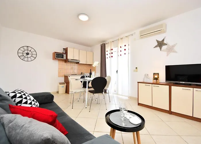 Apartment Silvija-3 By Interhome